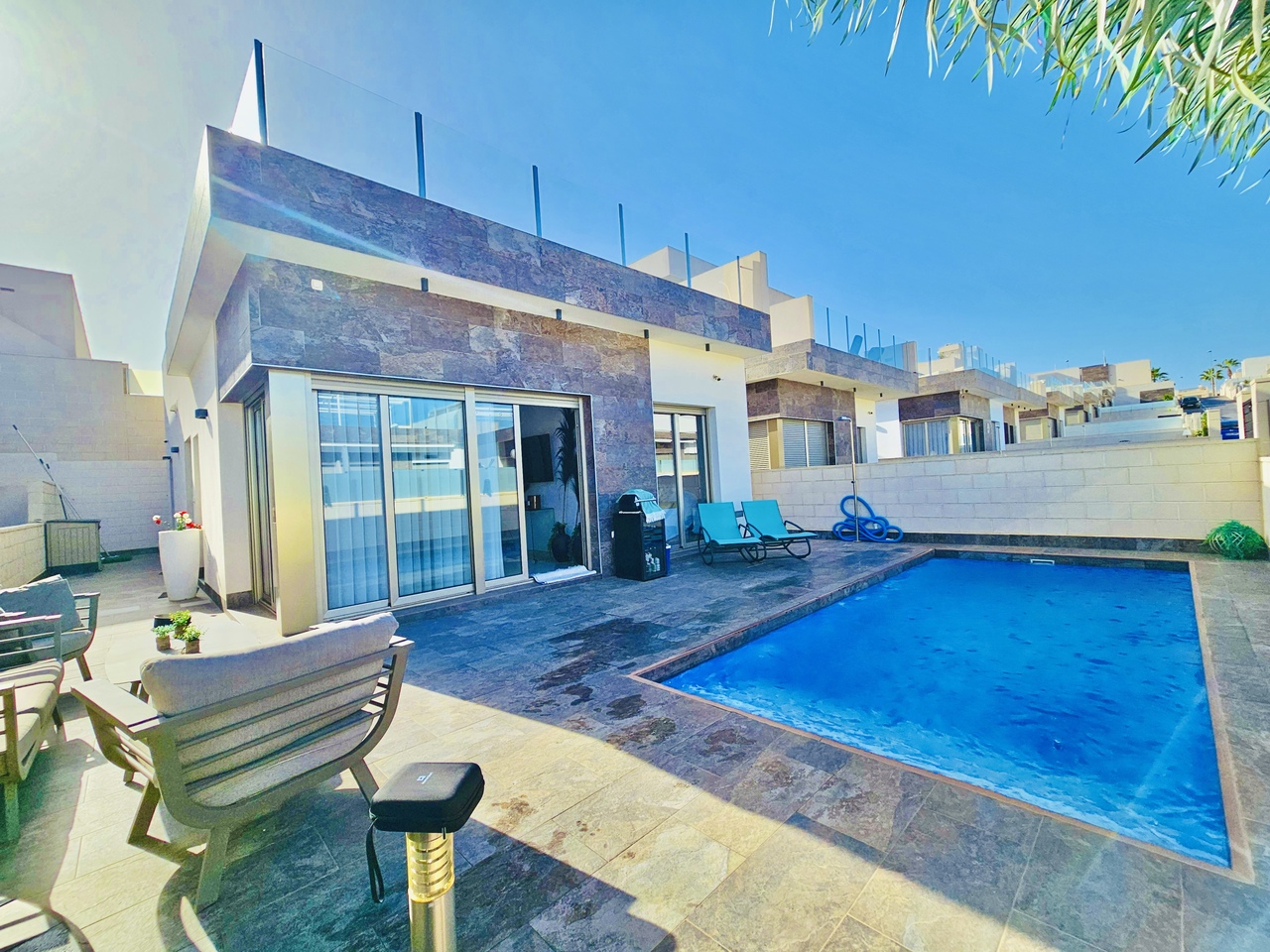 3 Bed, 2 Bath, HouseFor Sale, Villamartin, Alicante