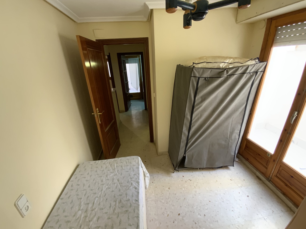 3 Bed, 1 Bath, ApartmentFor Sale, Crevillent, Alicante