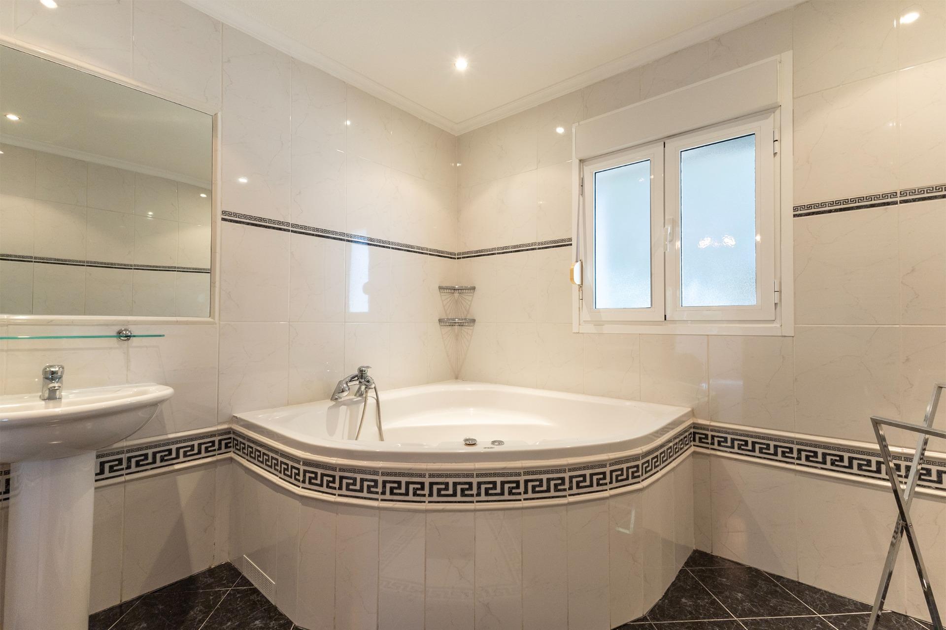 5 Bed, 5 Bath, HouseFor Sale, Ciudad Quesada, Alicante