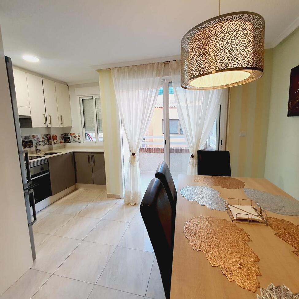 3 Bed, 2 Bath, ApartmentFor Sale, Torrevieja, Alicante