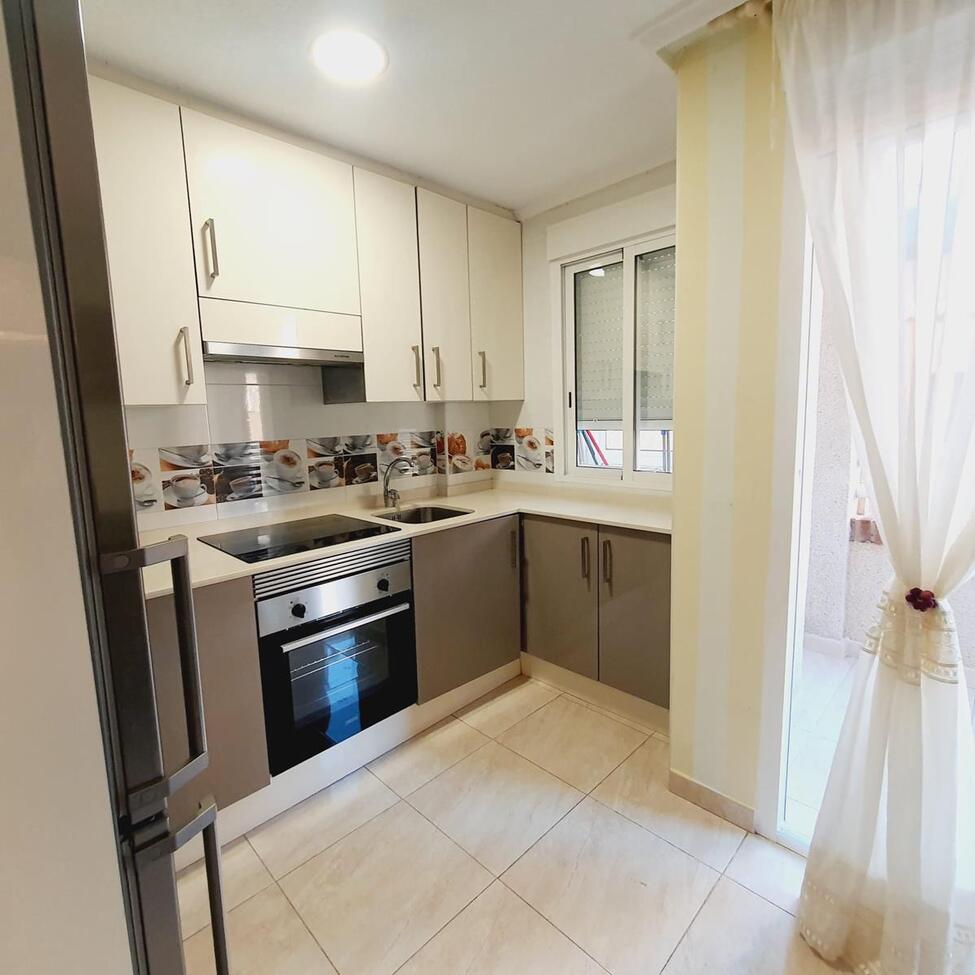 3 Bed, 2 Bath, ApartmentFor Sale, Torrevieja, Alicante