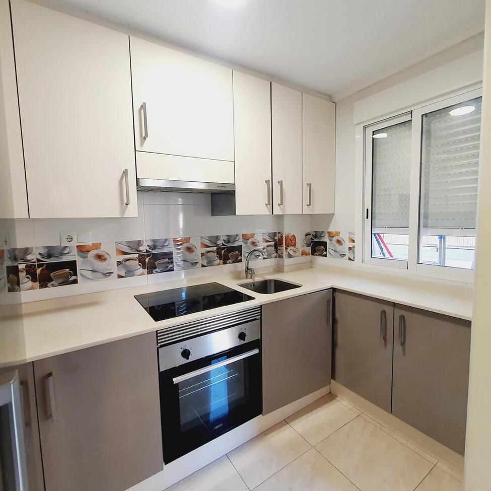 3 Bed, 2 Bath, ApartmentFor Sale, Torrevieja, Alicante