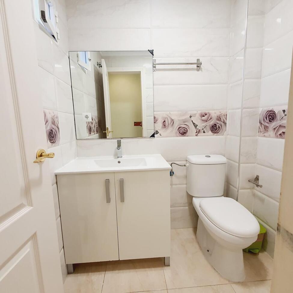 3 Bed, 2 Bath, ApartmentFor Sale, Torrevieja, Alicante