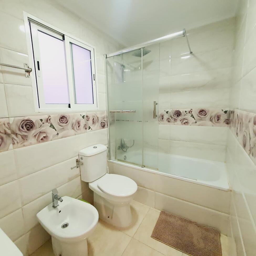 3 Bed, 2 Bath, ApartmentFor Sale, Torrevieja, Alicante