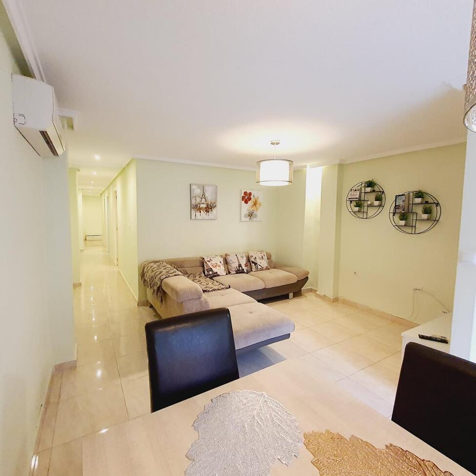 3 Bed, 2 Bath, ApartmentFor Sale, Torrevieja, Alicante
