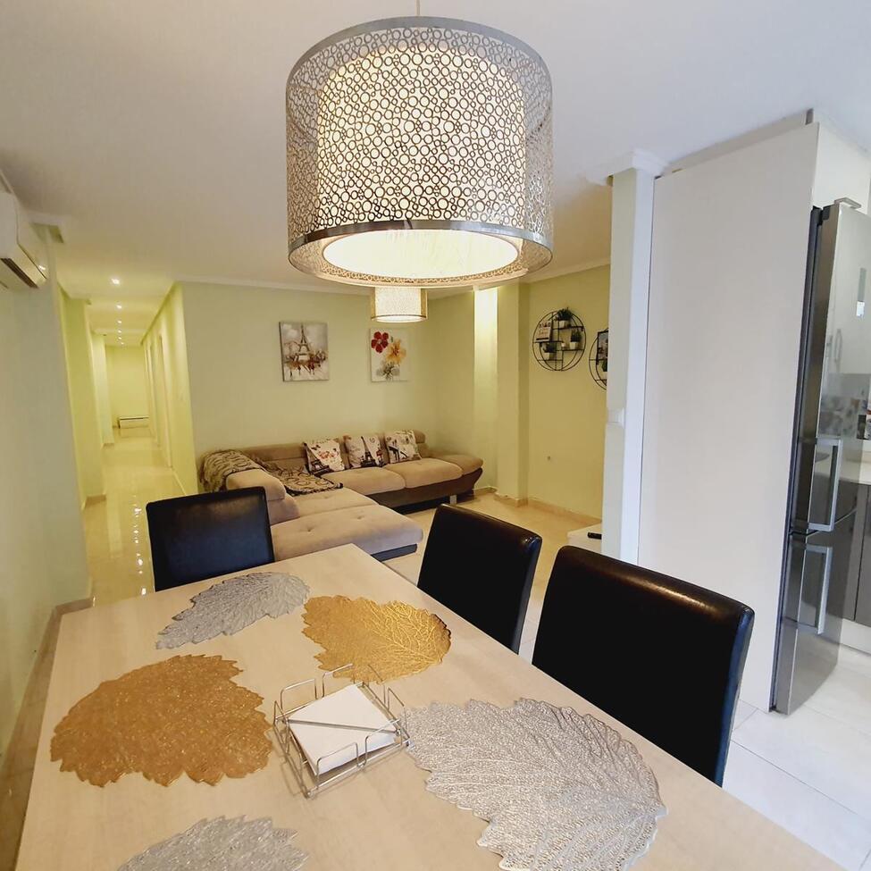 3 Bed, 2 Bath, ApartmentFor Sale, Torrevieja, Alicante