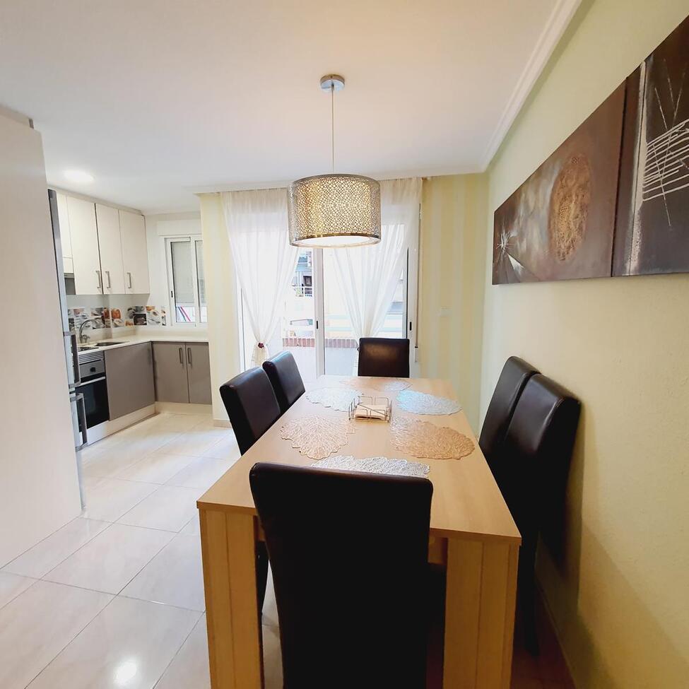 3 Bed, 2 Bath, ApartmentFor Sale, Torrevieja, Alicante