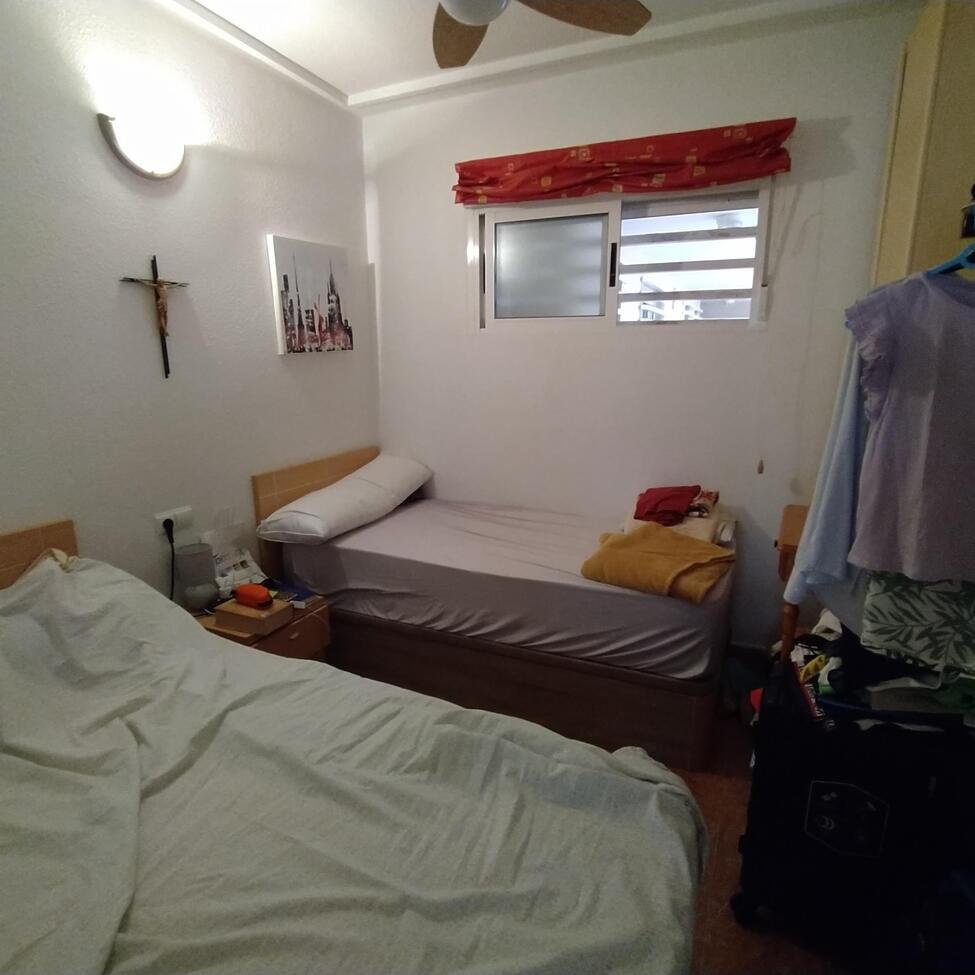 2 Bed, 1 Bath, ApartmentFor Sale, Torrevieja, Alicante