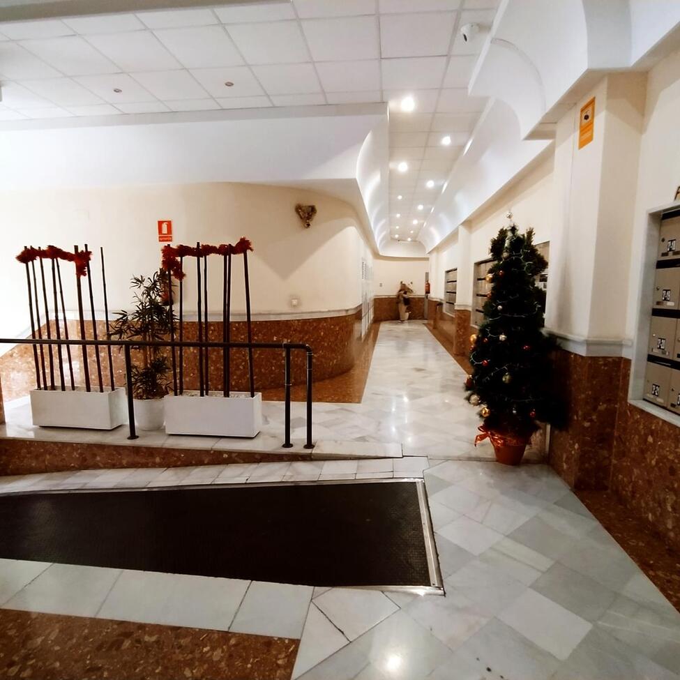 2 Bed, 1 Bath, ApartmentFor Sale, Torrevieja, Alicante