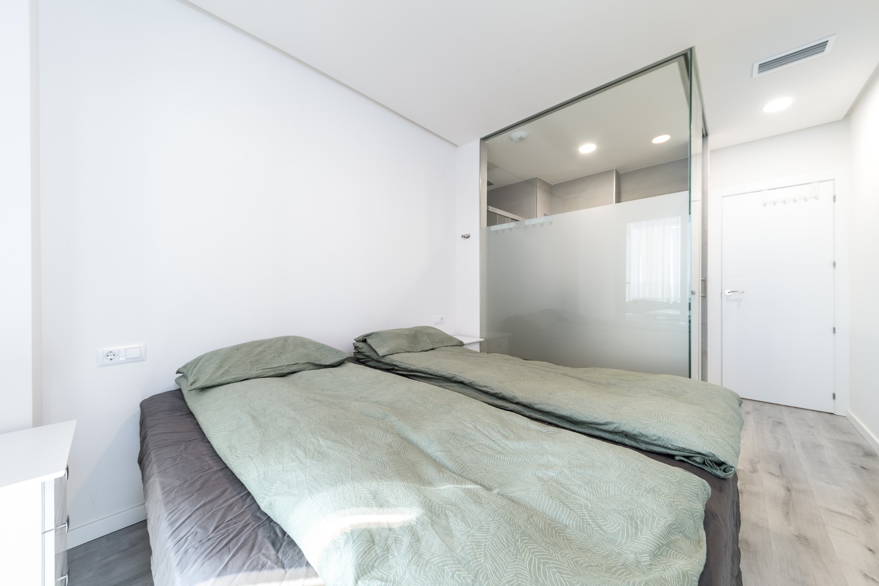 3 Bed, 2 Bath, ApartmentFor Sale, Orihuela Costa, Alicante