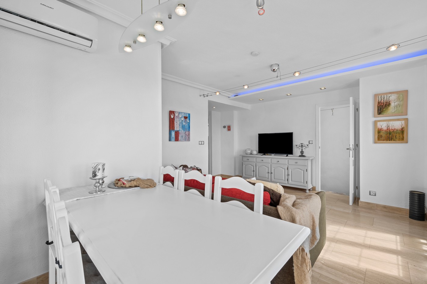 3 Bed, 2 Bath, ApartmentFor Sale, Punta Prima, Alicante