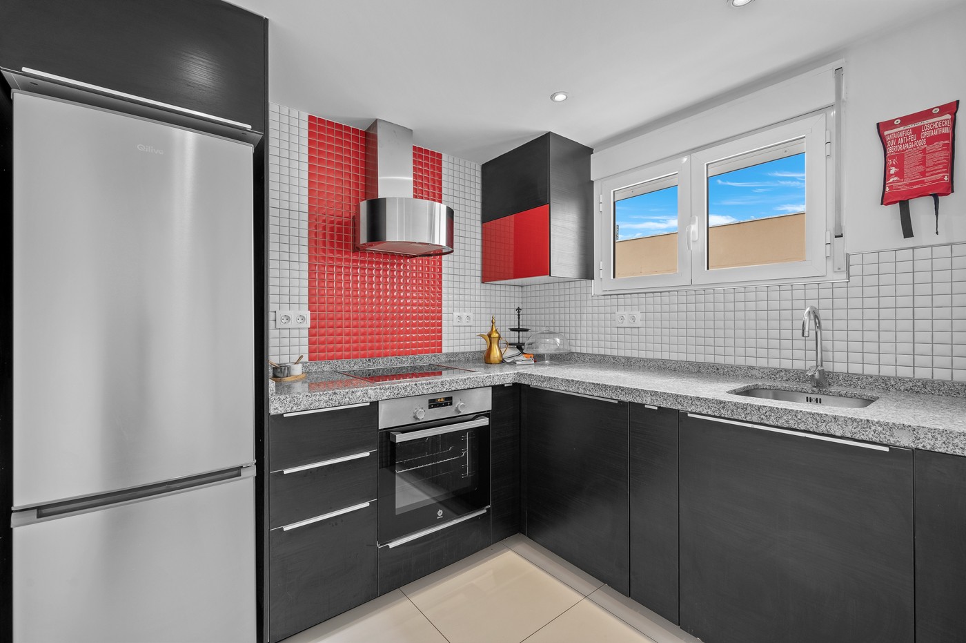 3 Bed, 2 Bath, ApartmentFor Sale, Punta Prima, Alicante