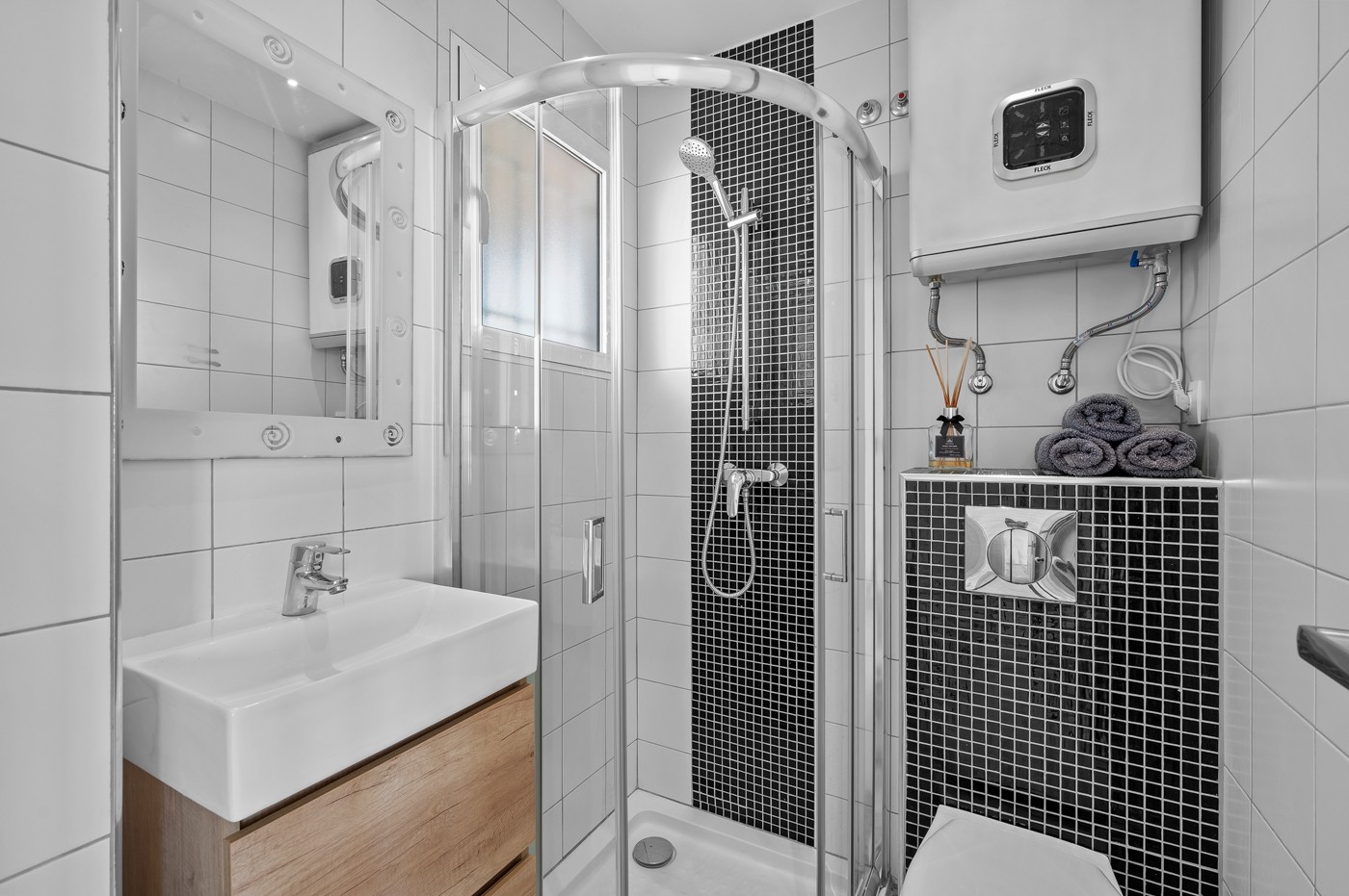 3 Bed, 2 Bath, ApartmentFor Sale, Punta Prima, Alicante