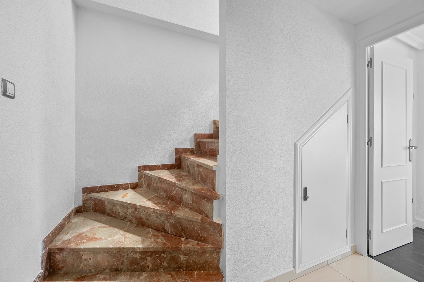 3 Bed, 2 Bath, ApartmentFor Sale, Punta Prima, Alicante