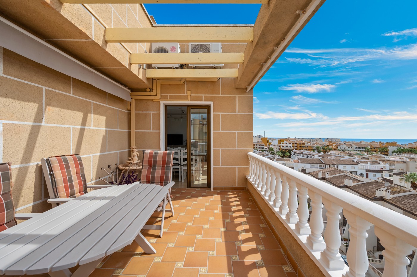 3 Bed, 2 Bath, ApartmentFor Sale, Punta Prima, Alicante
