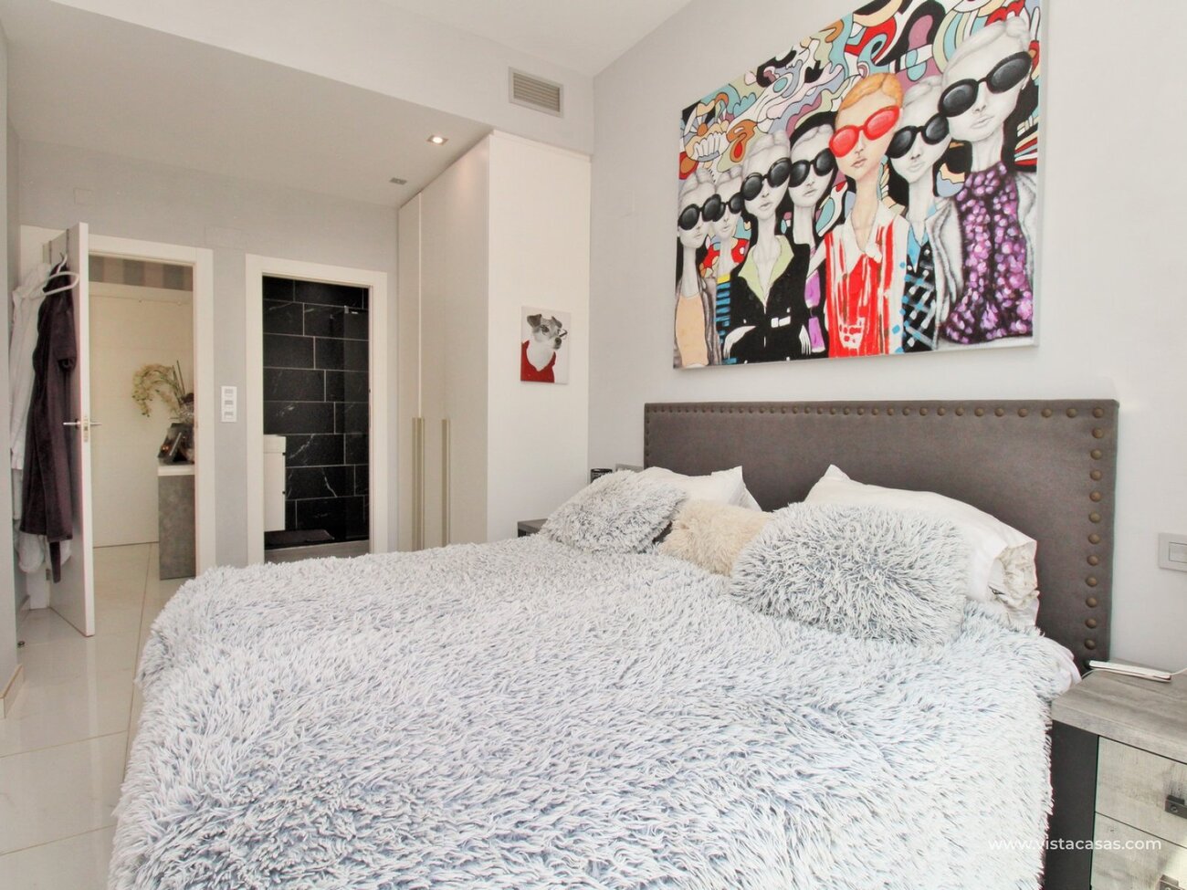 4 Bed, 2 Bath, HouseFor Sale, Villamartin, Alicante