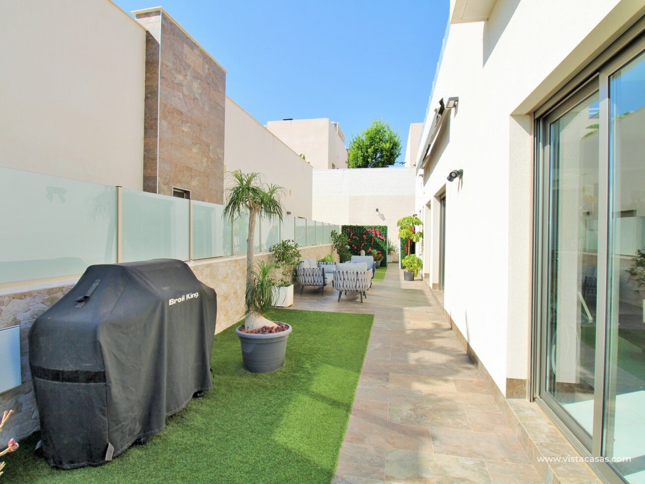 4 Bed, 2 Bath, HouseFor Sale, Villamartin, Alicante