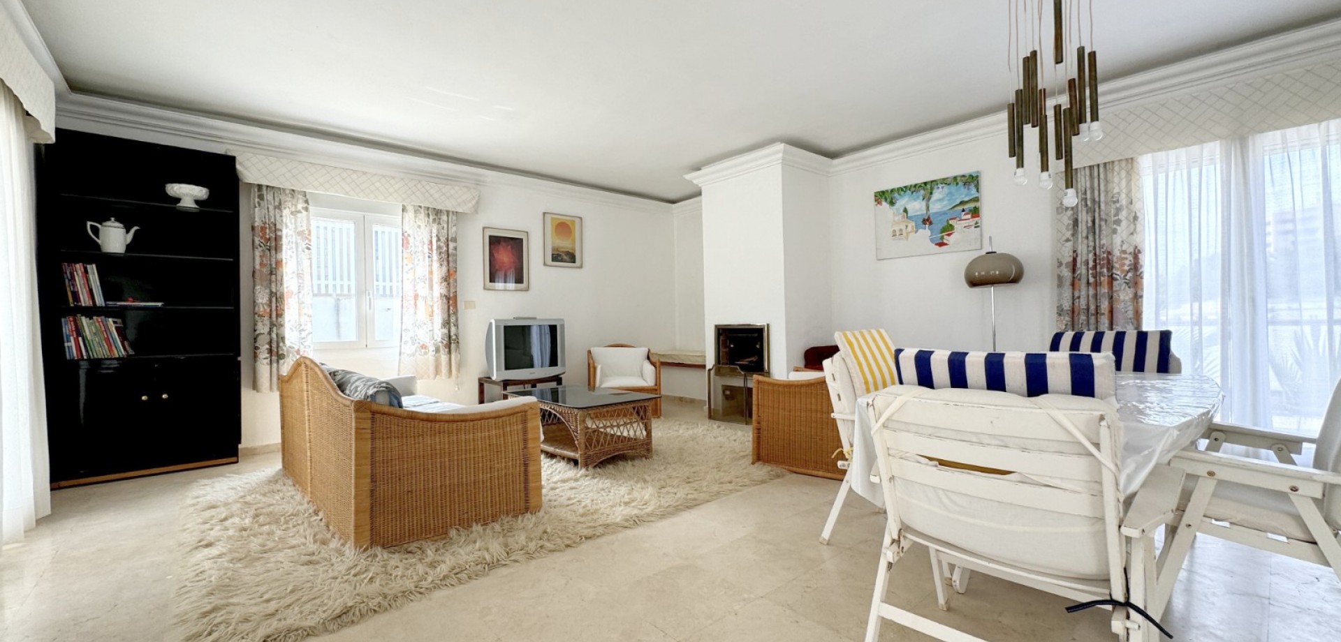 7 Bed, 3 Bath, HouseFor Sale, Orihuela Costa, Alicante