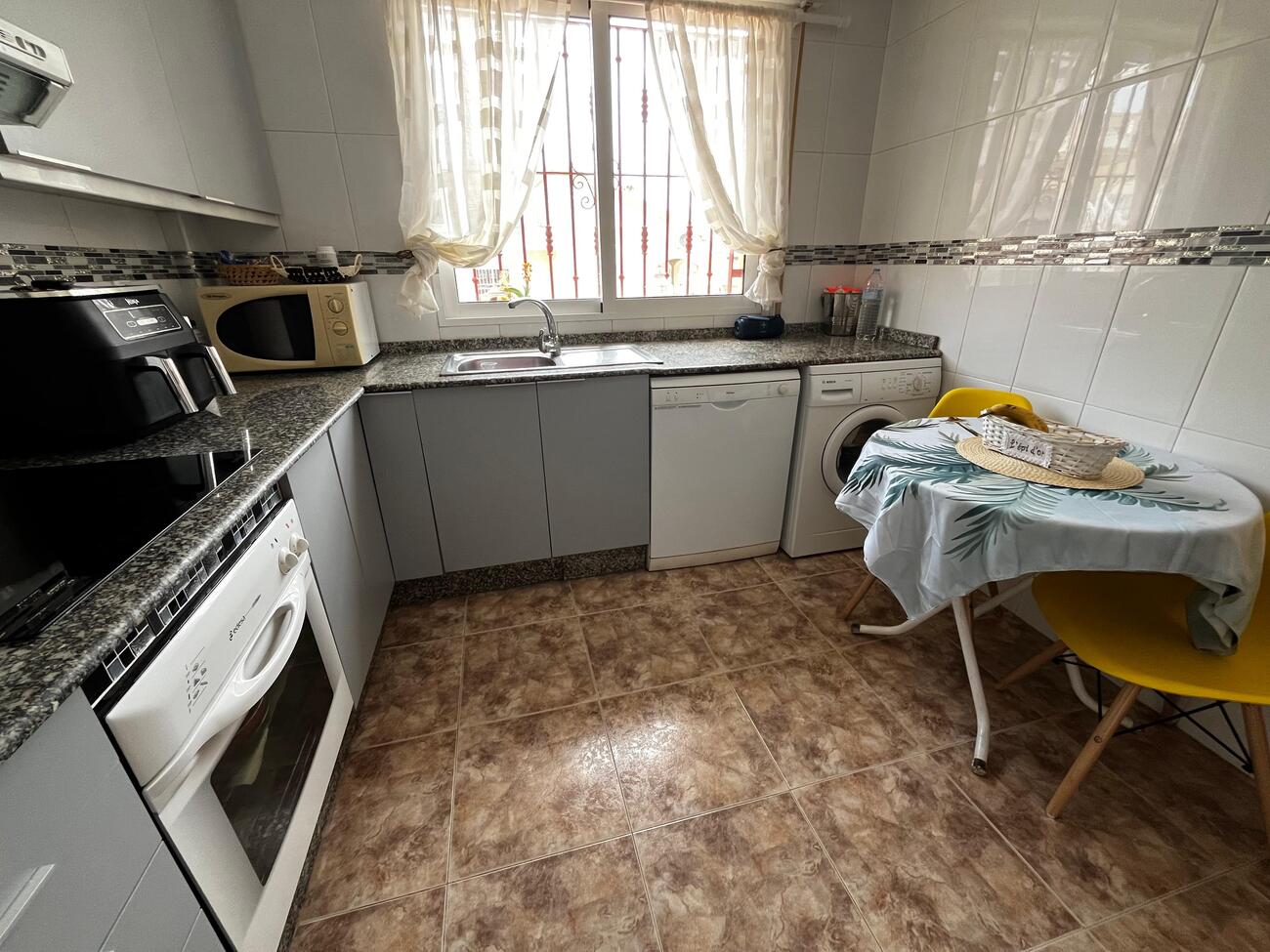 3 Bed, 2 Bath, HouseFor Sale, Torrevieja, Alicante