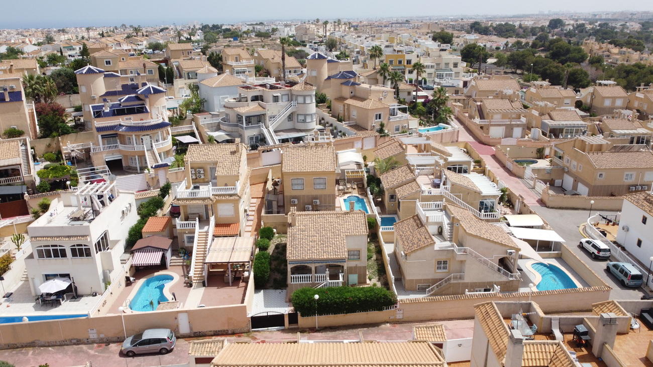 3 Bed, 2 Bath, HouseFor Sale, Torrevieja, Alicante