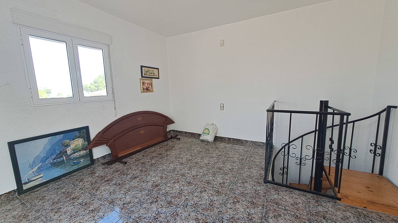 5 Bed, 2 Bath, HouseFor Sale, Villamartin, Alicante