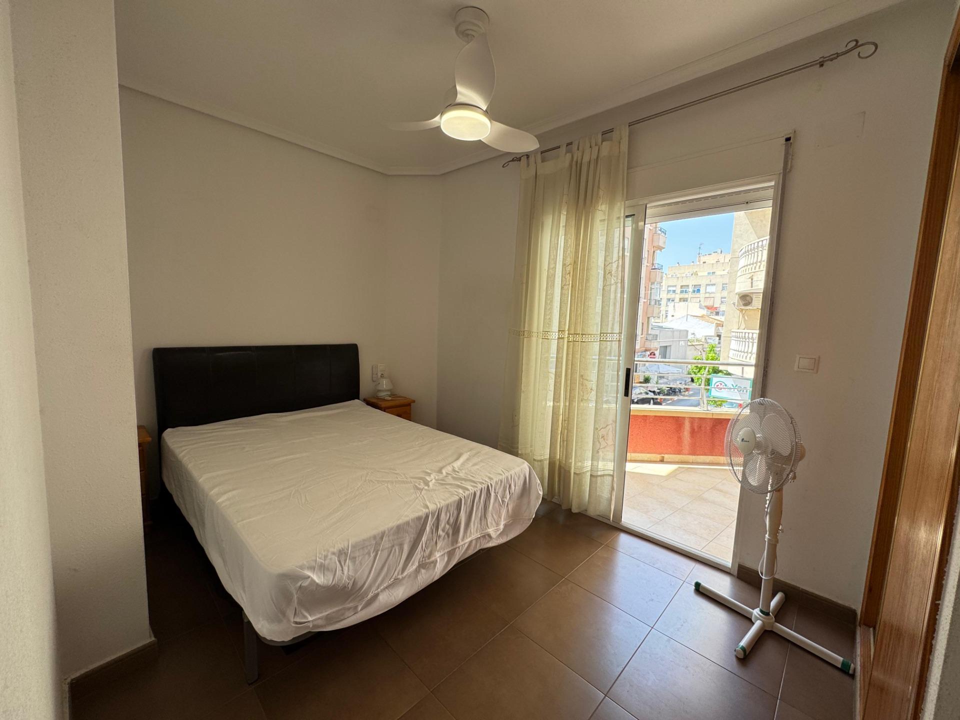 2 Bed, 1 Bath, ApartmentFor Sale, Torrevieja, Alicante