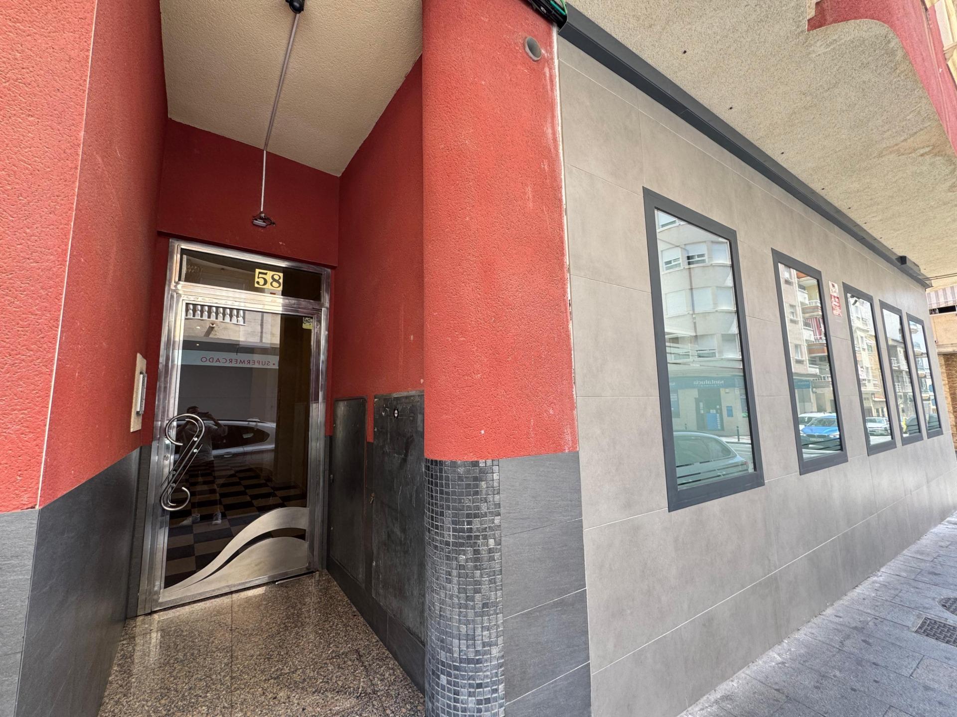 2 Bed, 1 Bath, ApartmentFor Sale, Torrevieja, Alicante