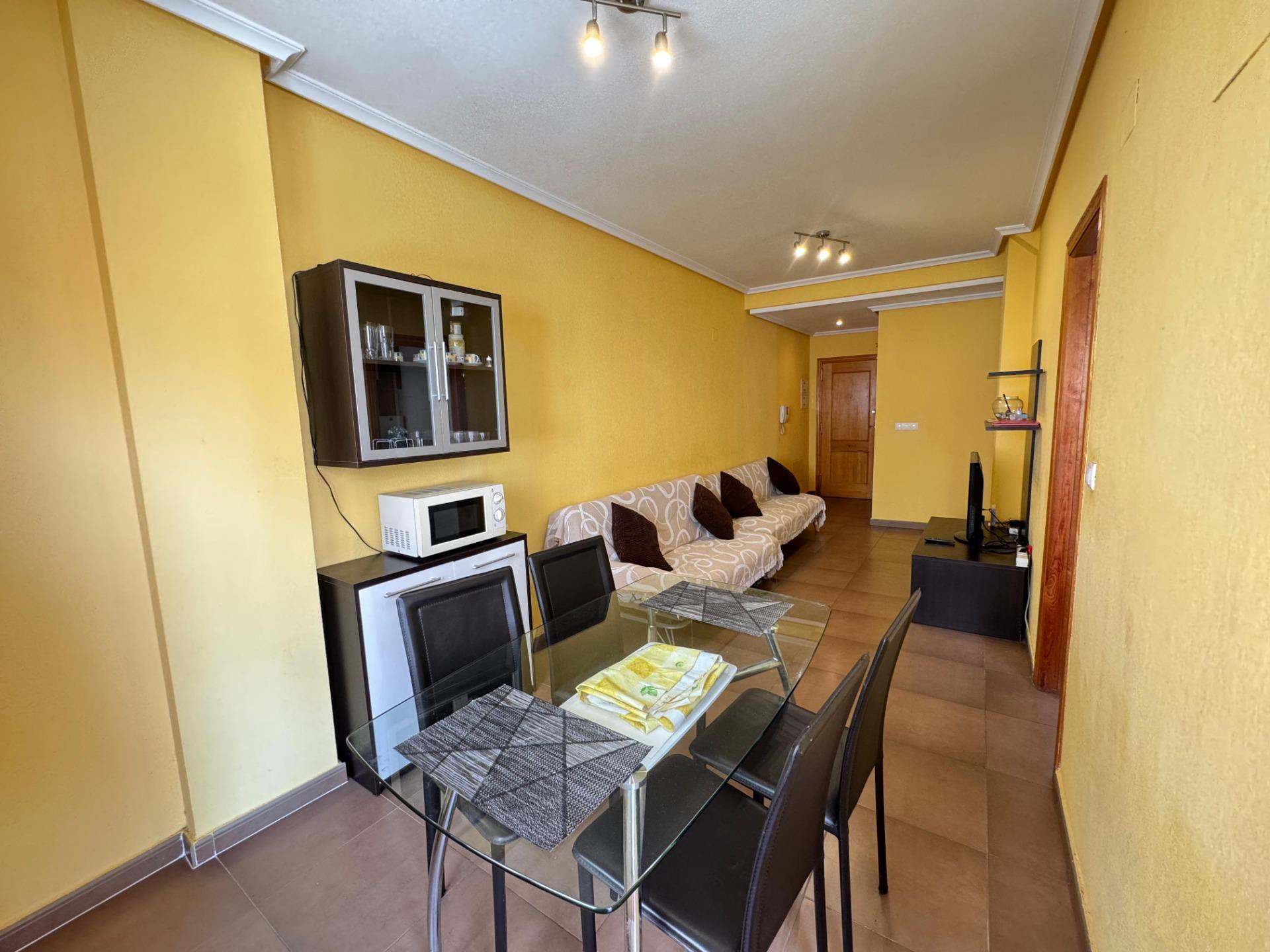 2 Bed, 1 Bath, ApartmentFor Sale, Torrevieja, Alicante