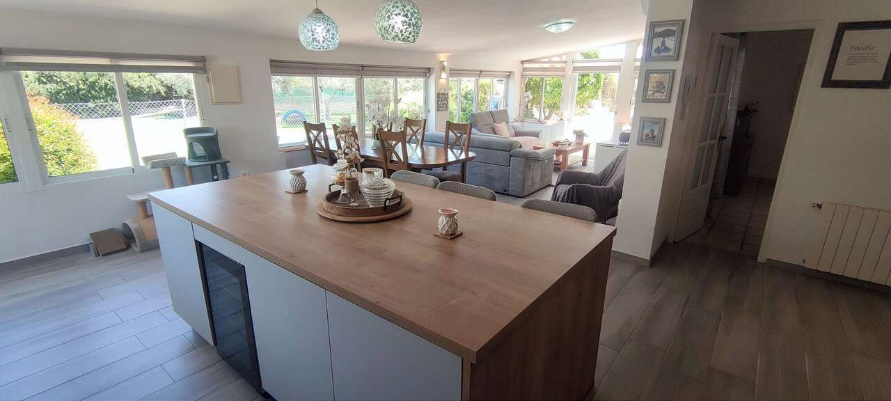 4 Bed, 3 Bath, HouseFor Sale, Sax, Alicante