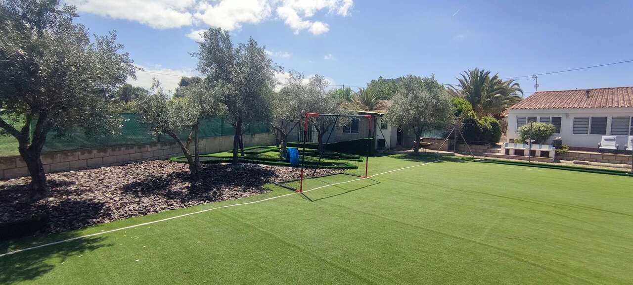 4 Bed, 3 Bath, HouseFor Sale, Sax, Alicante