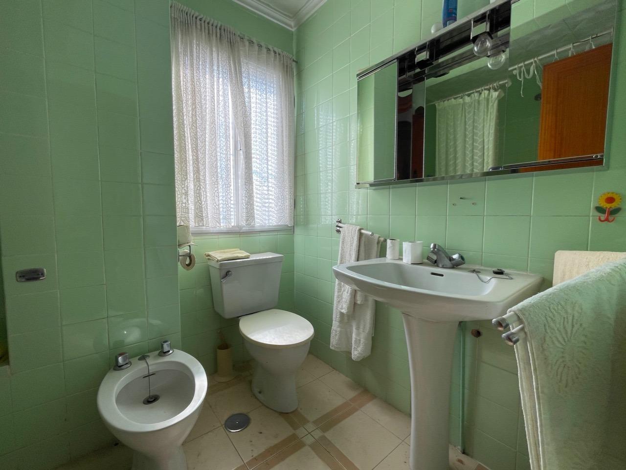 6 Bed, 2 Bath, HouseFor Sale, Benidorm, Alicante