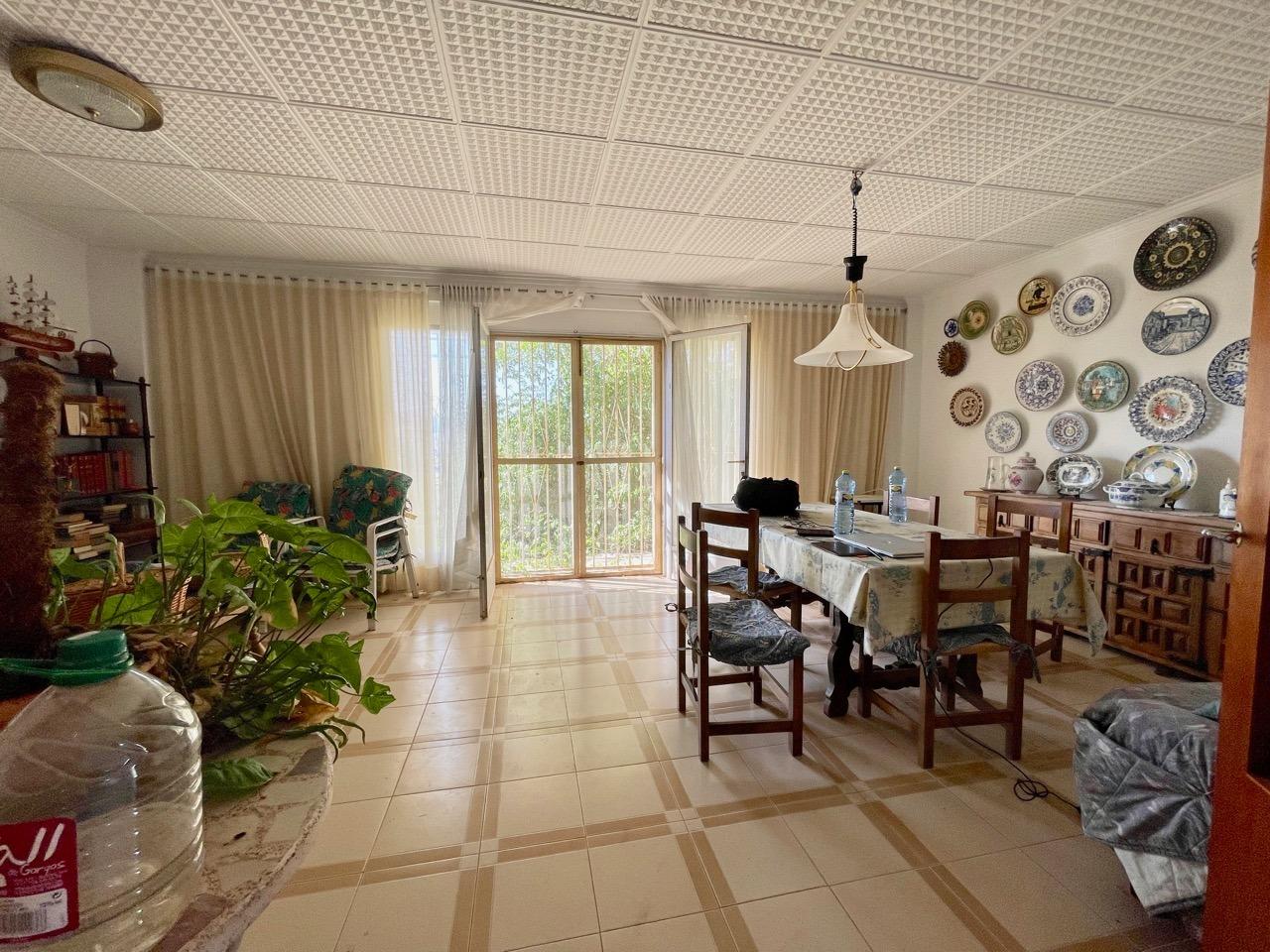 6 Bed, 2 Bath, HouseFor Sale, Benidorm, Alicante