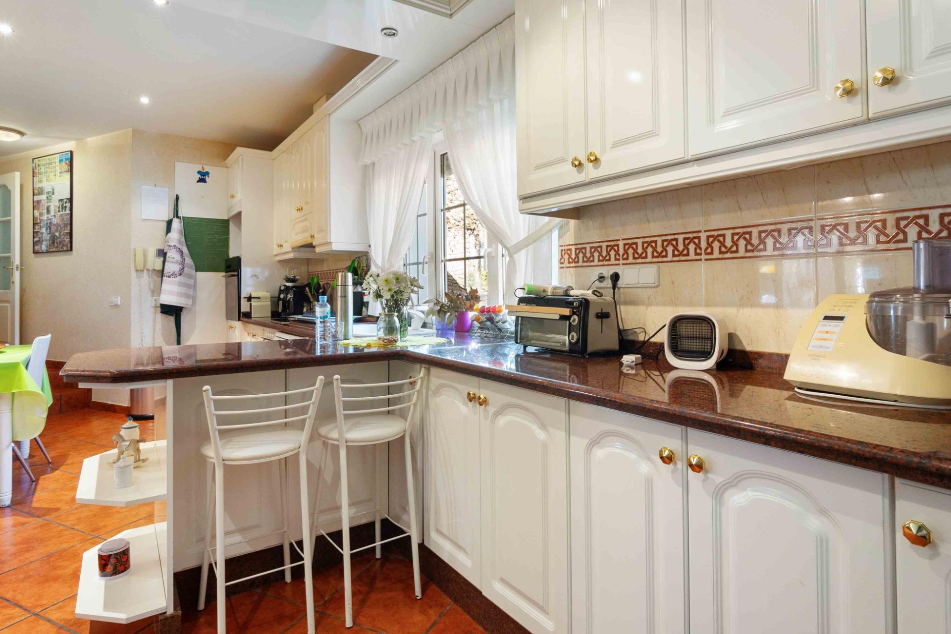 3 Bed, 4 Bath, HouseFor Sale, Cabo Roig, Alicante