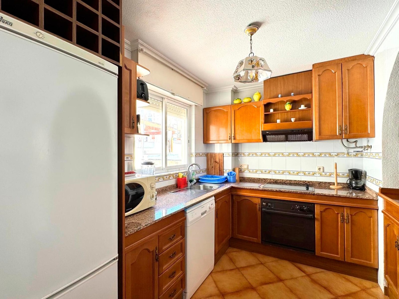 3 Bed, 1 Bath, ApartmentFor Sale, Torrevieja, Alicante