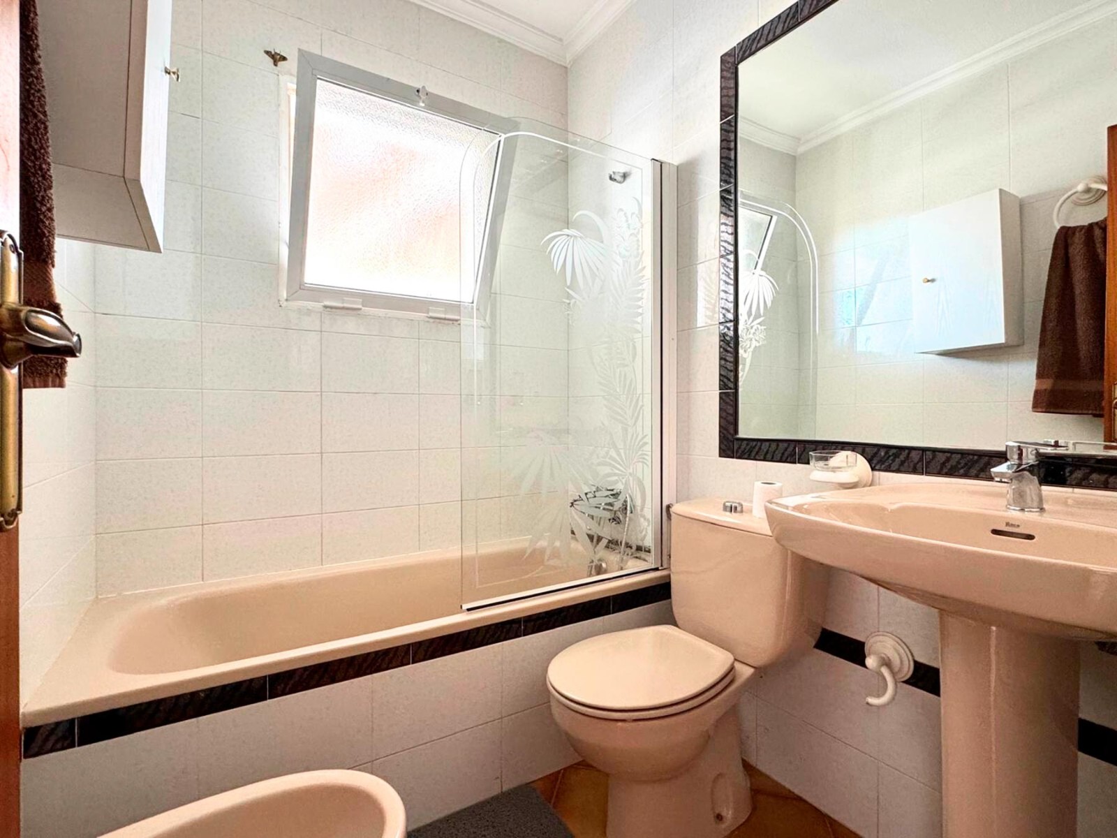 3 Bed, 1 Bath, ApartmentFor Sale, Torrevieja, Alicante