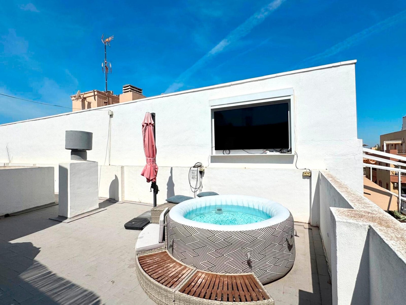 3 Bed, 1 Bath, ApartmentFor Sale, Torrevieja, Alicante