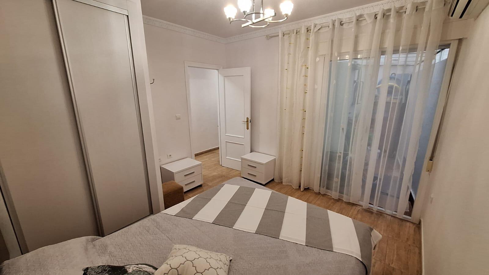 2 Bed, 1 Bath, ApartmentFor Sale, Torrevieja, Alicante