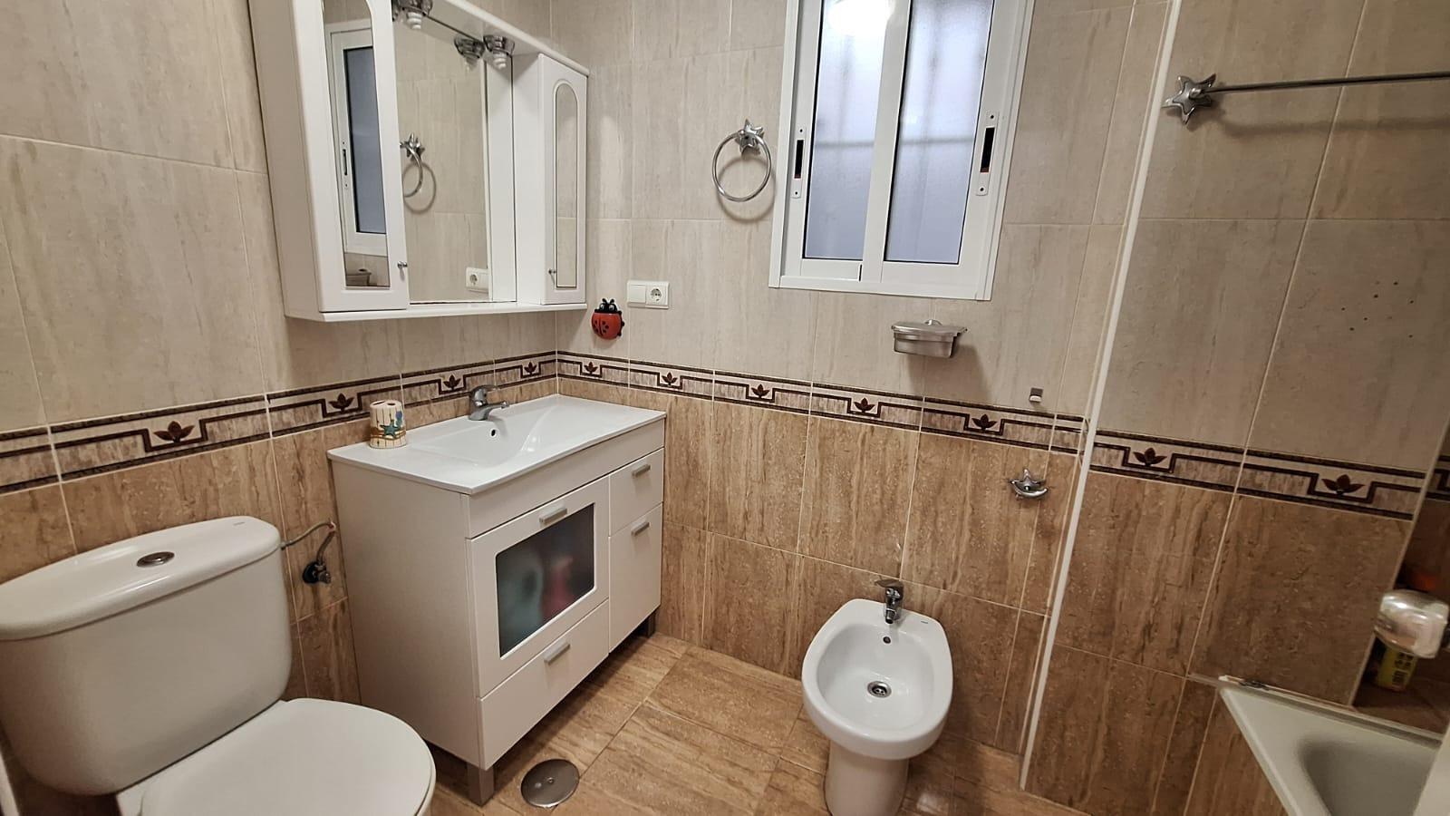 2 Bed, 1 Bath, ApartmentFor Sale, Torrevieja, Alicante