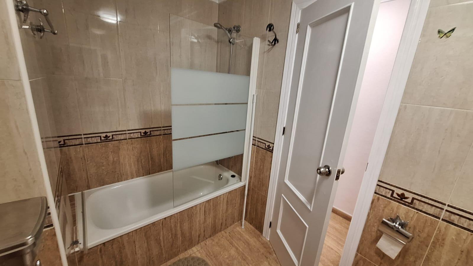 2 Bed, 1 Bath, ApartmentFor Sale, Torrevieja, Alicante