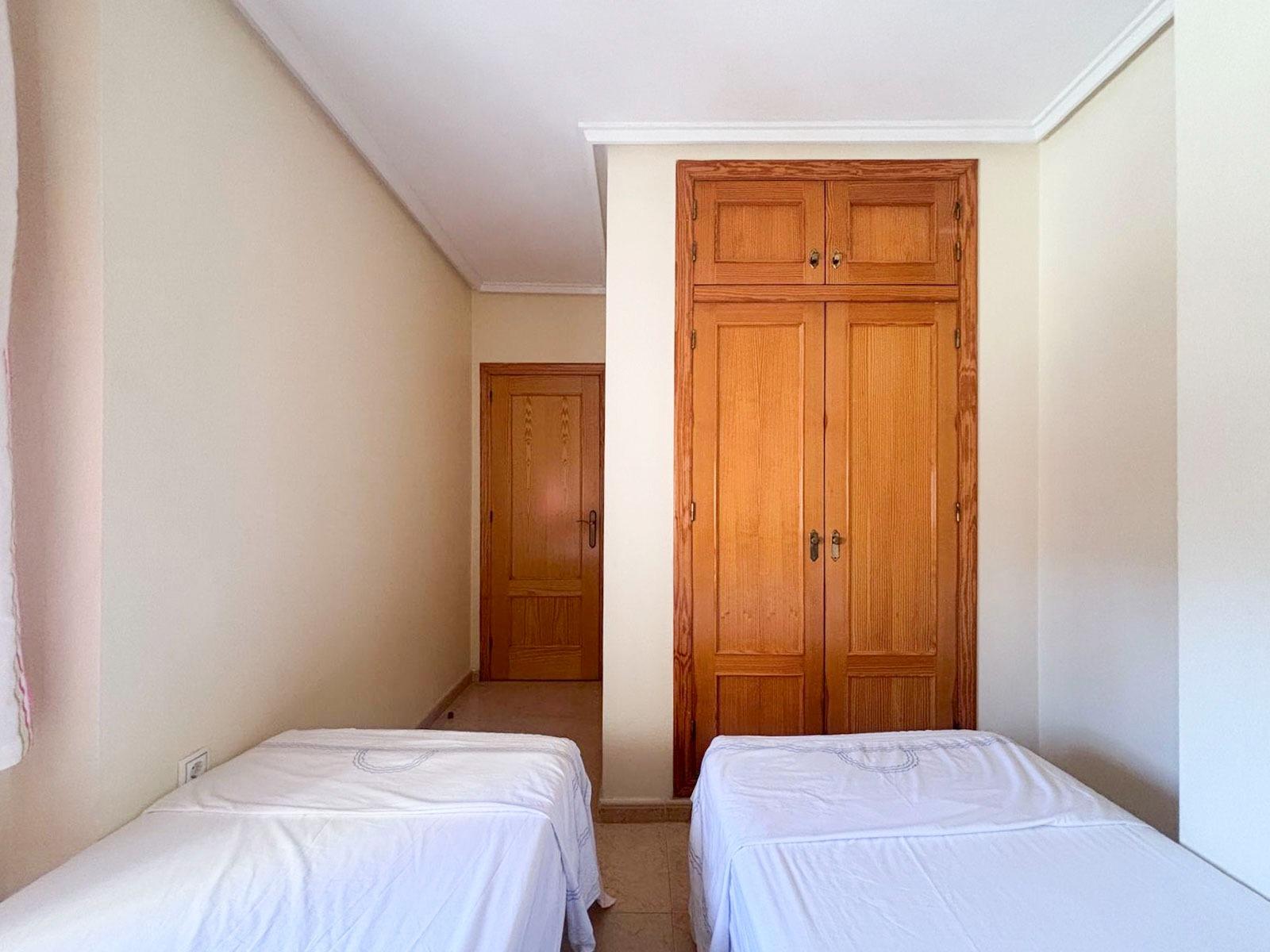 2 Bed, 1 Bath, ApartmentFor Sale, Torrevieja, Alicante