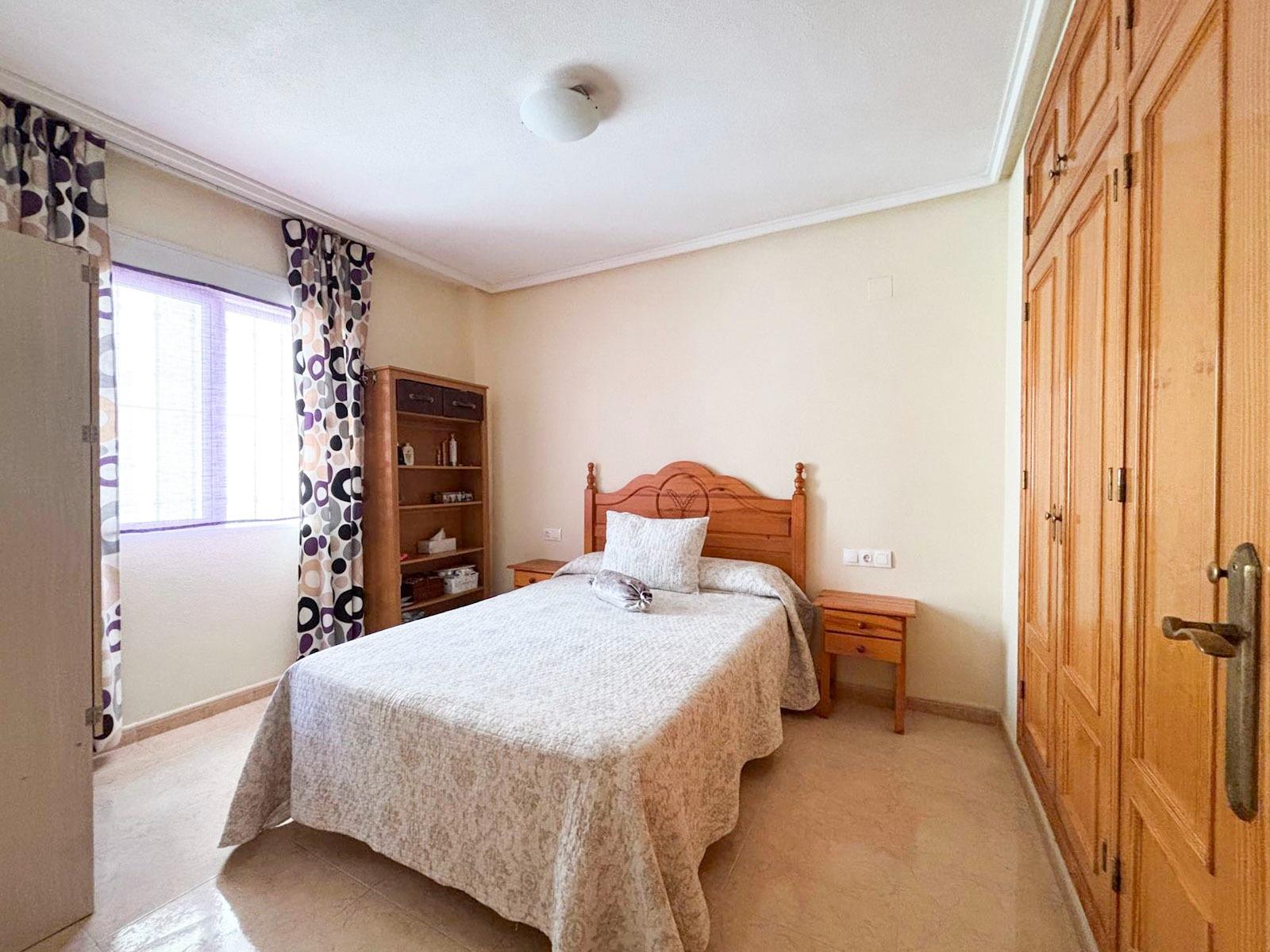 2 Bed, 1 Bath, ApartmentFor Sale, Torrevieja, Alicante