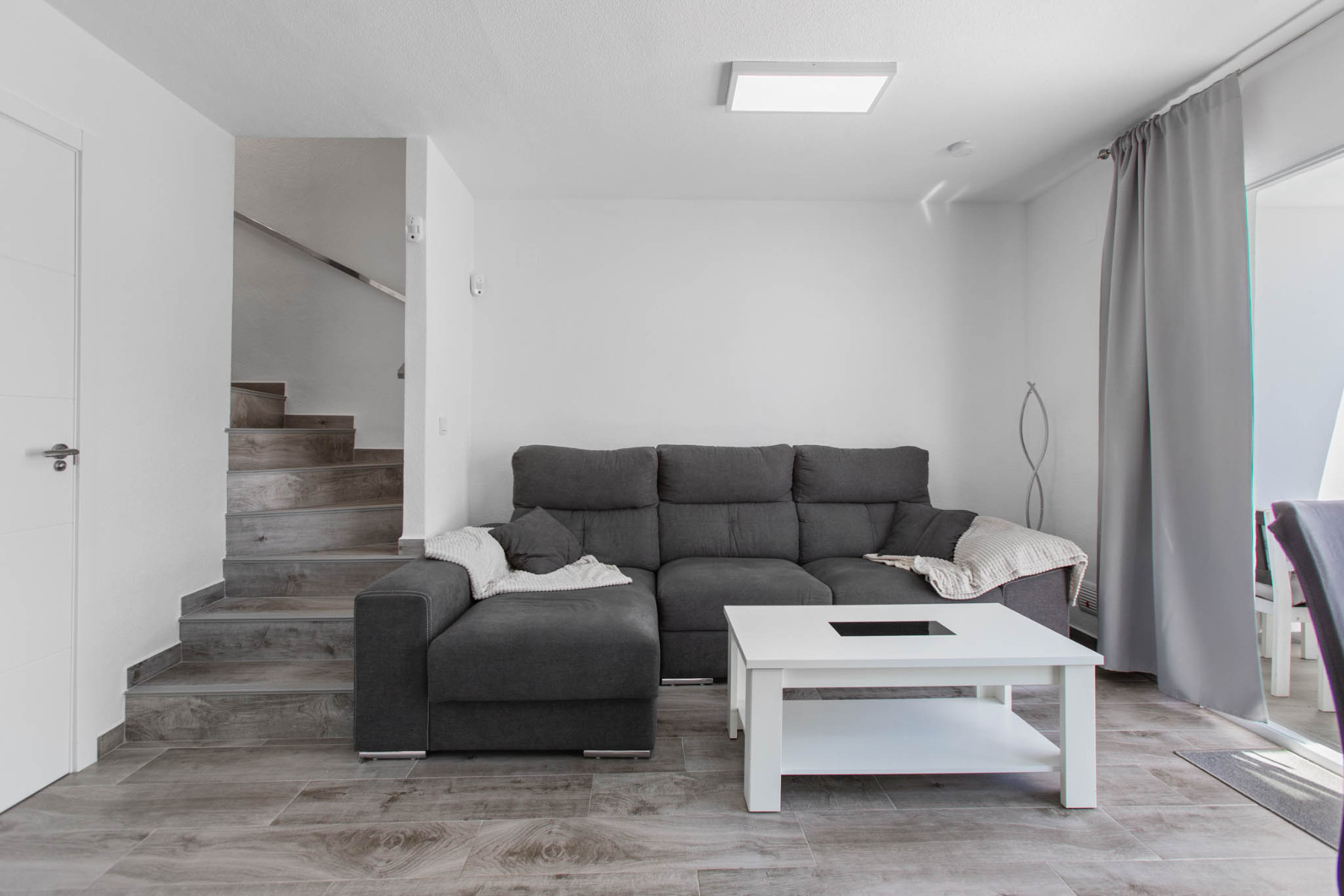 2 Bed, 1 Bath, ApartmentFor Sale, Torrevieja, Alicante