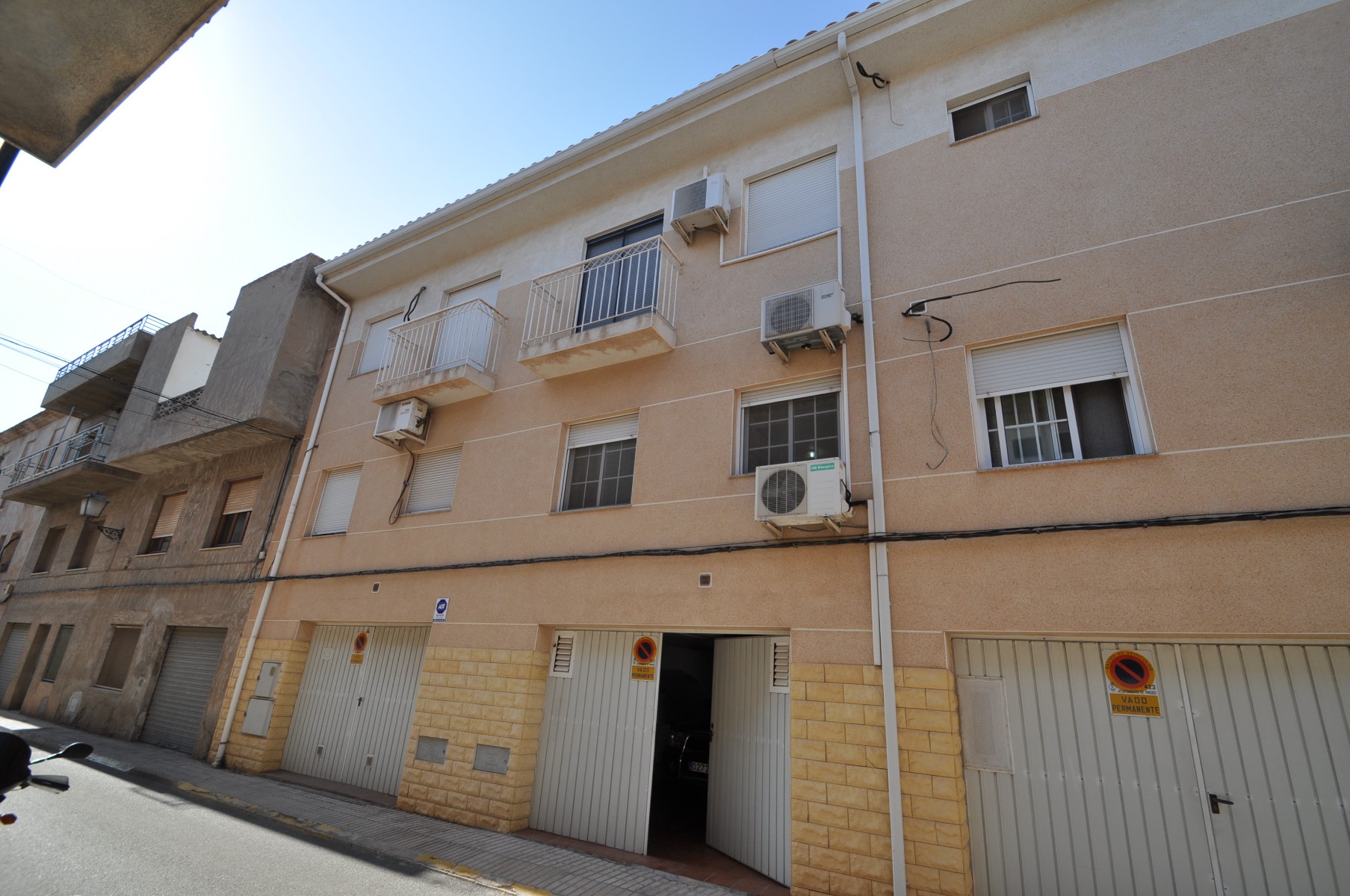 3 Bed, 2 Bath, HouseFor Sale, Pinoso, Alicante