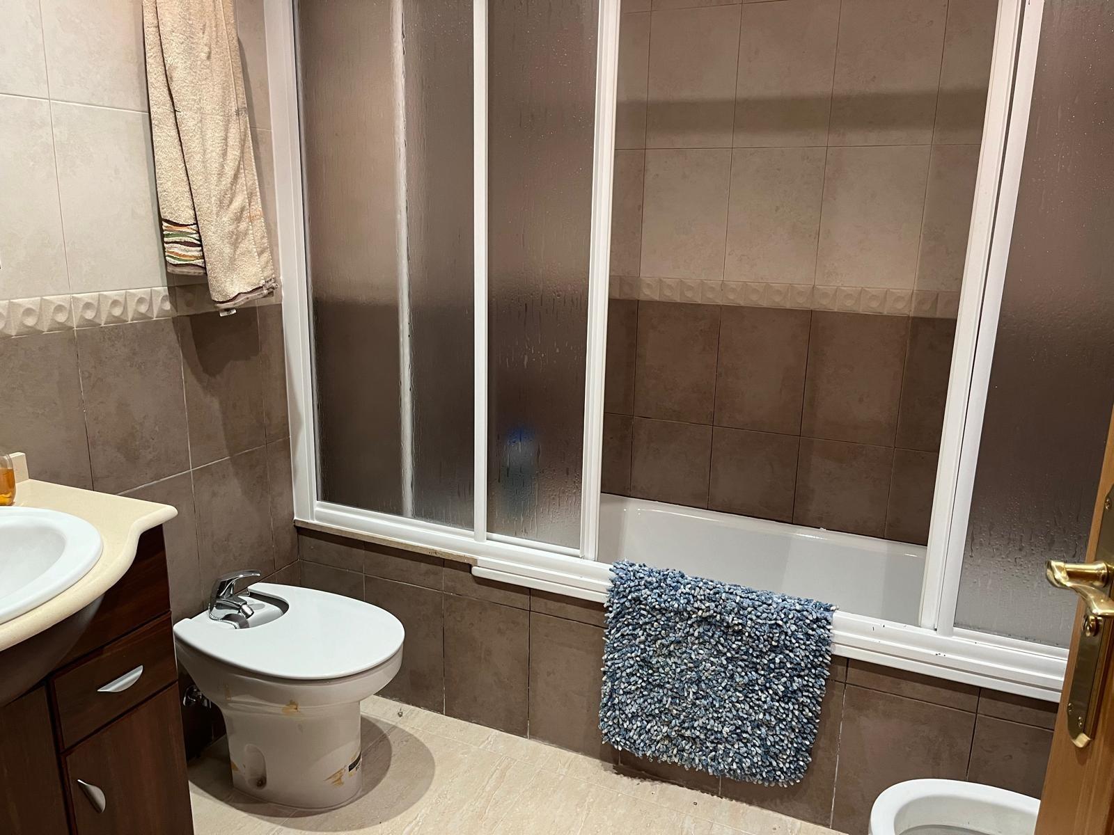 3 Bed, 2 Bath, ApartmentFor Sale, Almoradi, Alicante