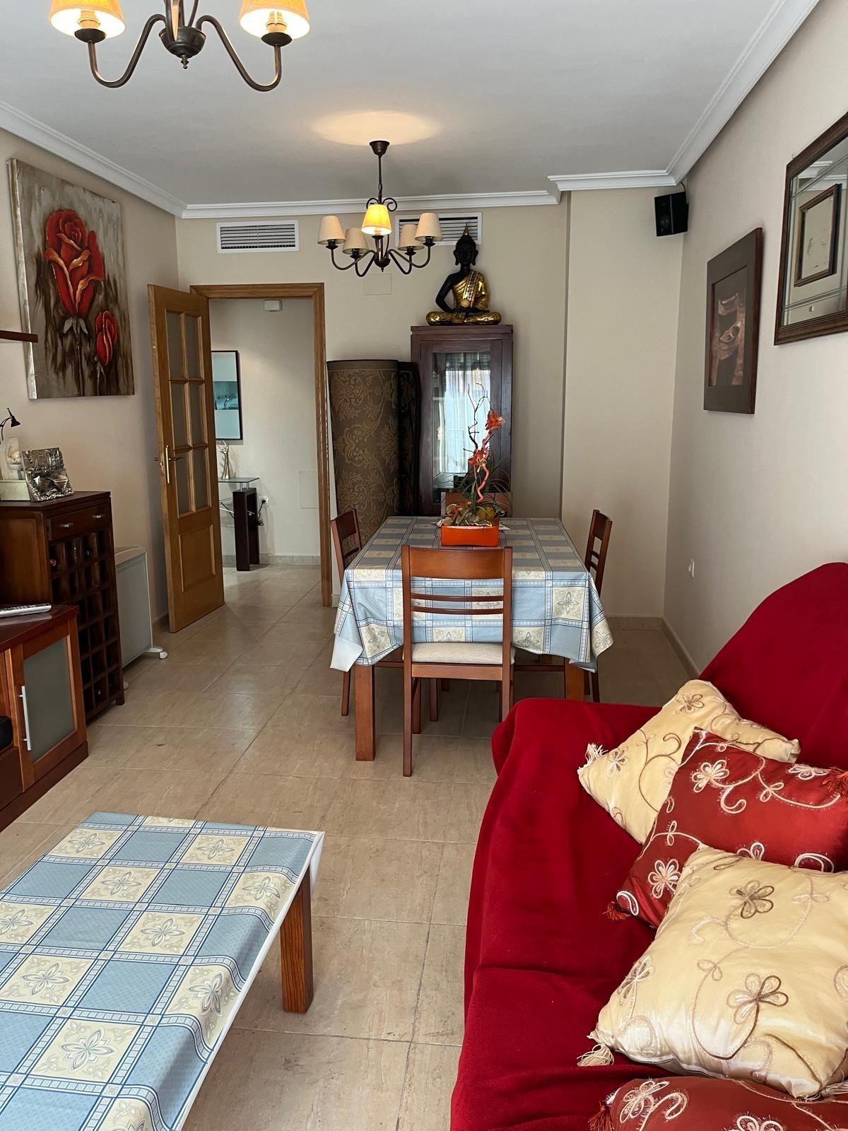3 Bed, 2 Bath, ApartmentFor Sale, Almoradi, Alicante