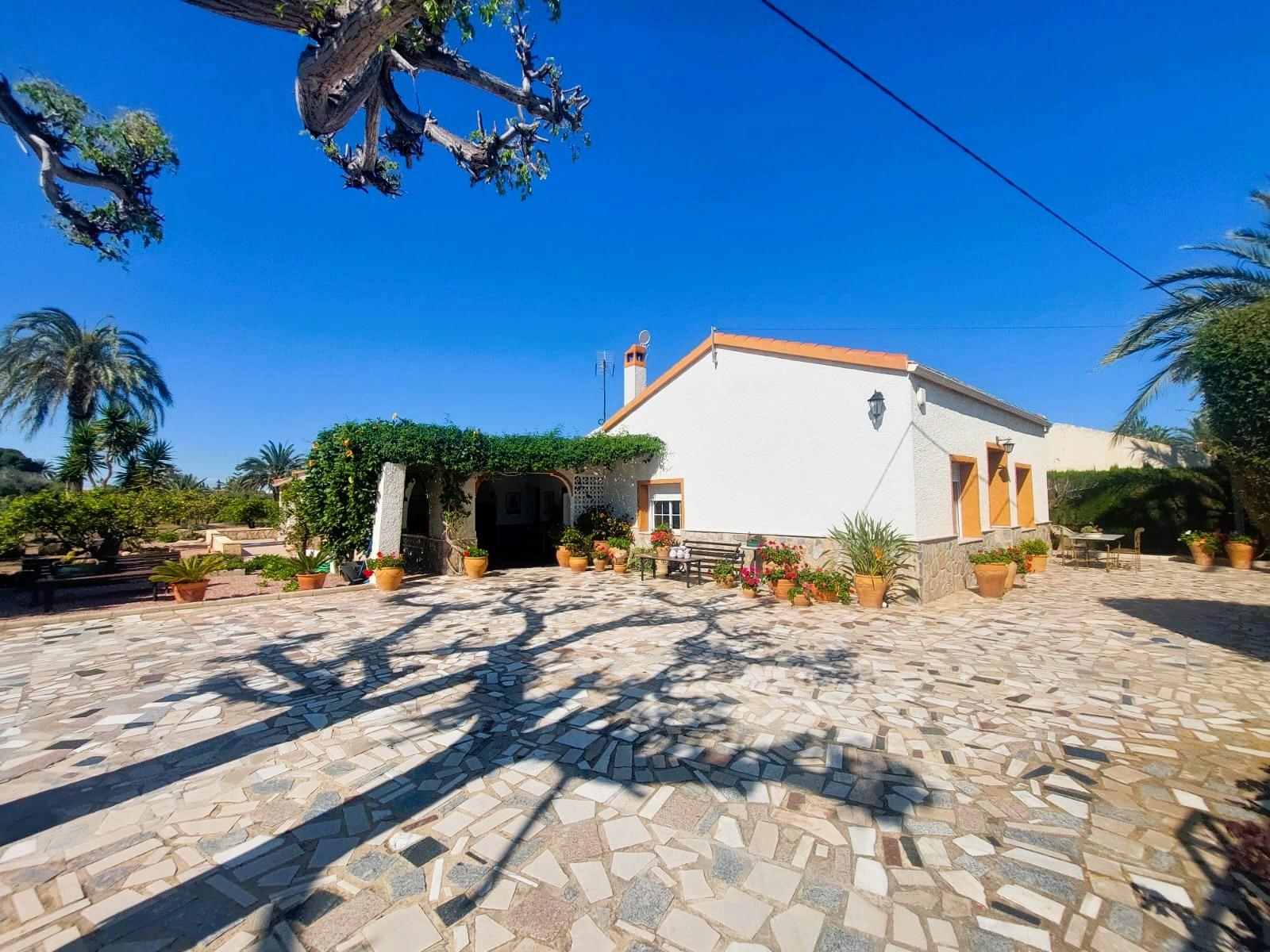 5 Bed, 2 Bath, HouseFor Sale, La Marina, Alicante