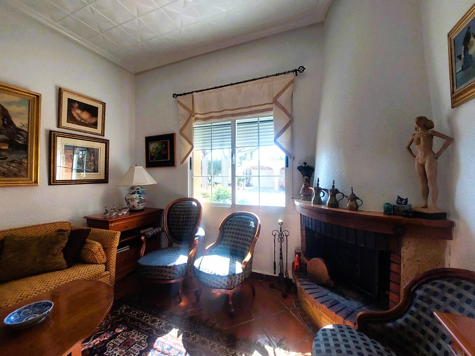 5 Bed, 2 Bath, HouseFor Sale, La Marina, Alicante