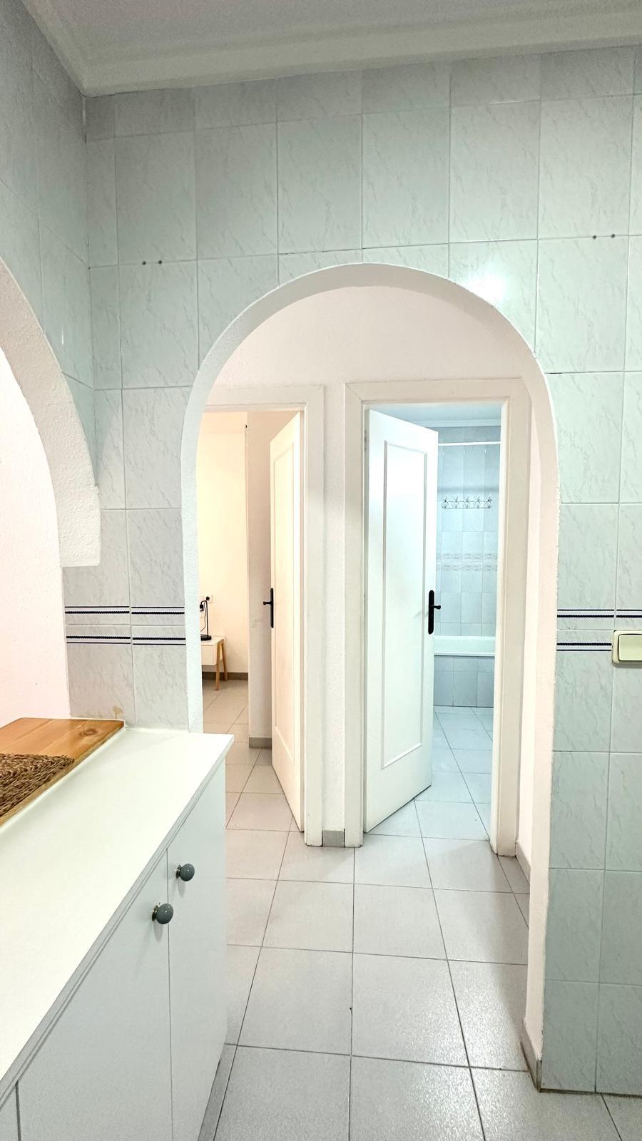 1 Bed, 1 Bath, ApartmentFor Sale, Torrevieja, Alicante