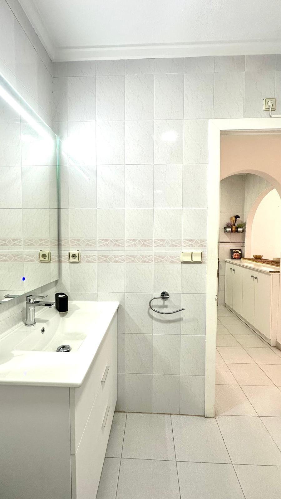 1 Bed, 1 Bath, ApartmentFor Sale, Torrevieja, Alicante