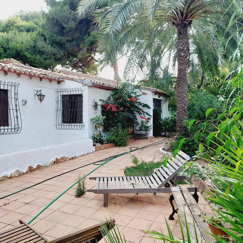 4 Bed, 2 Bath, HouseFor Sale, Orihuela Costa, Alicante